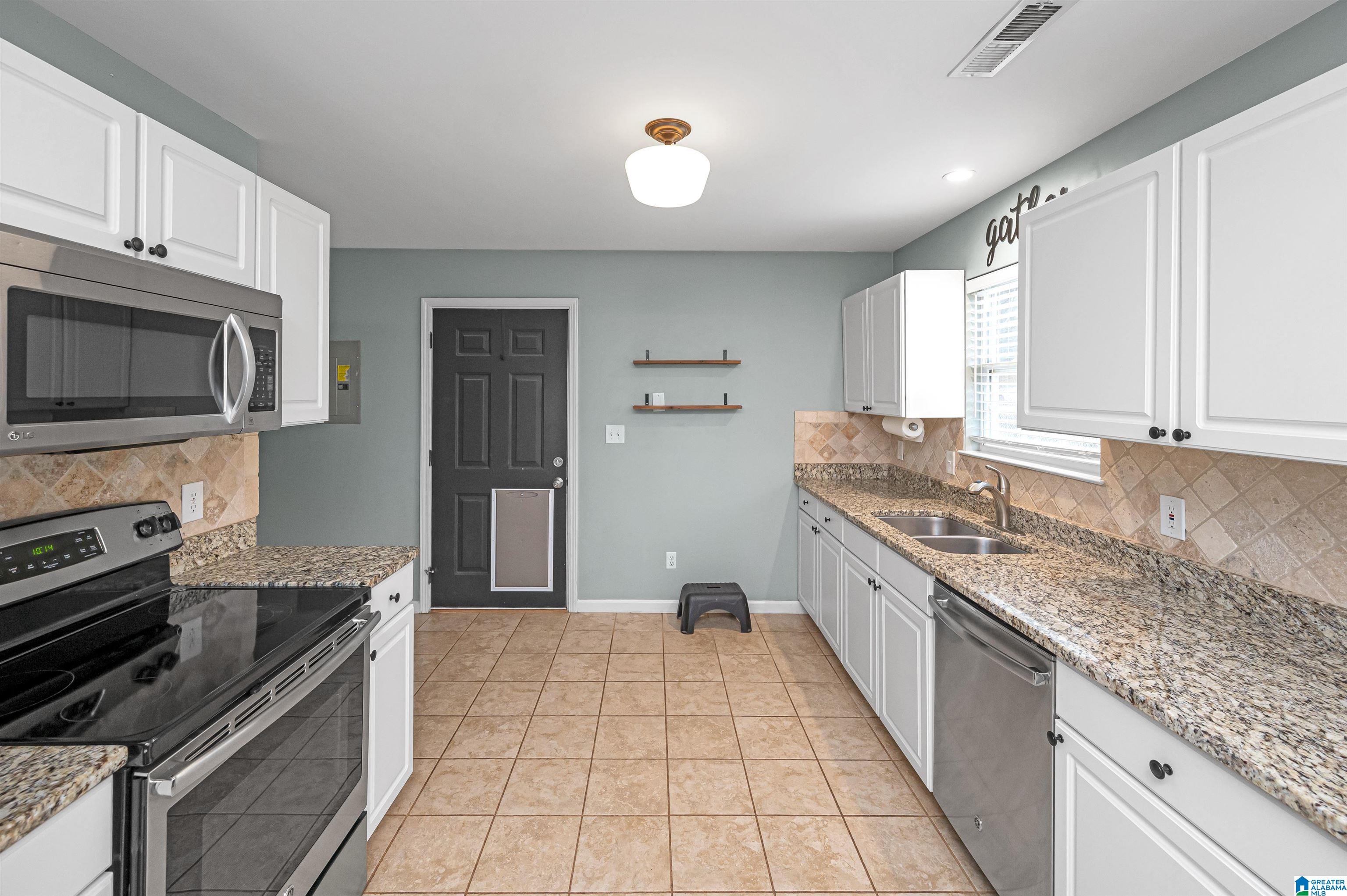 20960 Walnut Lane Vance, AL 35490 - Photo 10 of 35