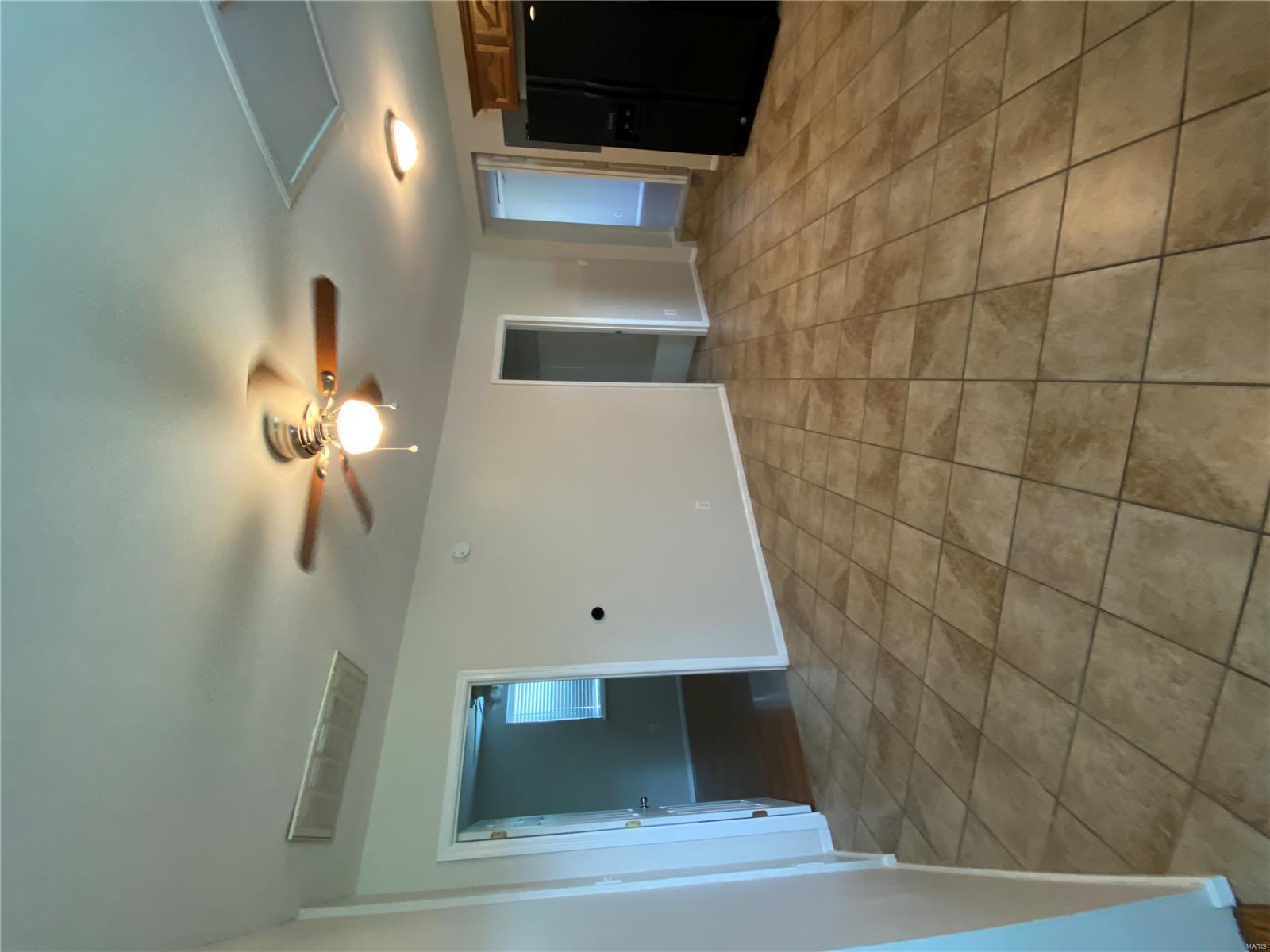 5466 Keller Road St. Louis, MO 63128 - Photo 15 of 27