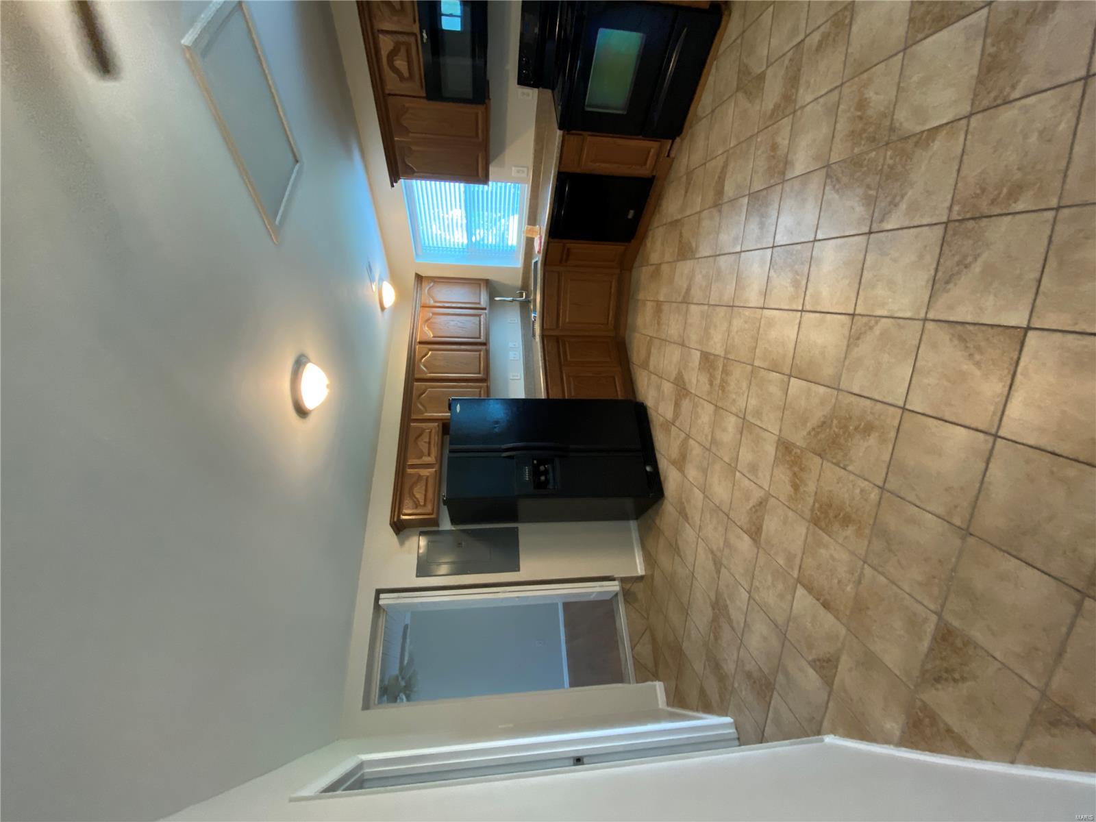 5466 Keller Road St. Louis, MO 63128 - Photo 16 of 27