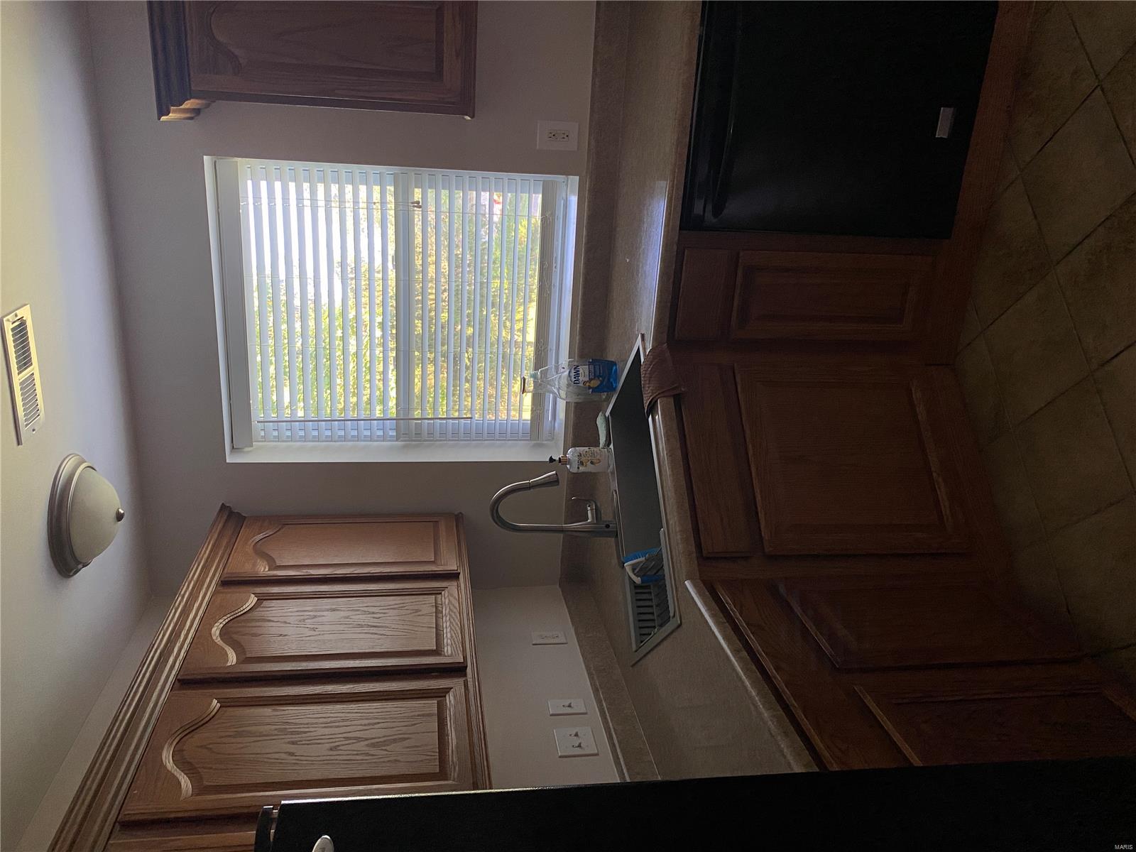 5466 Keller Road St. Louis, MO 63128 - Photo 18 of 27