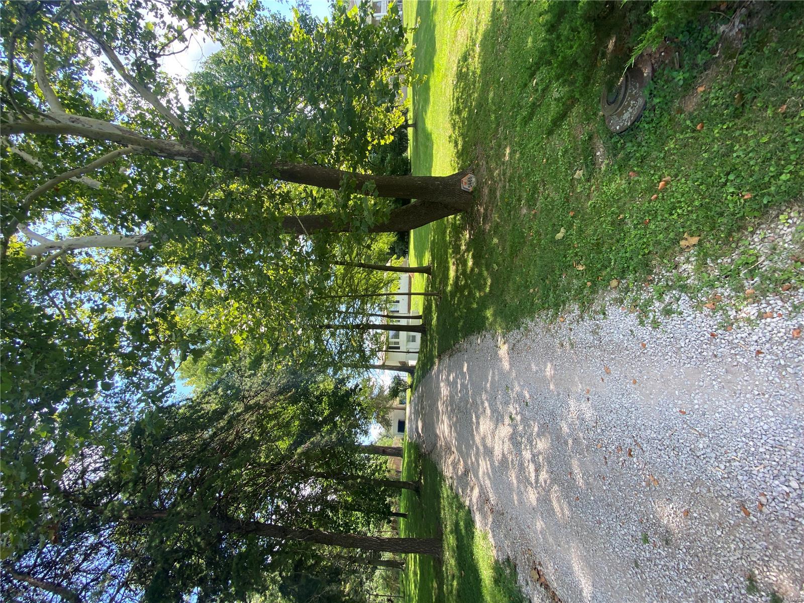 5466 Keller Road St. Louis, MO 63128 - Photo 3 of 27