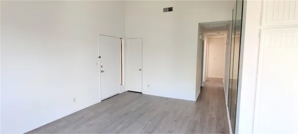 $375,000 | 18126 West Sundowner Way, Unit 1142, Canyon Country, CA 91387