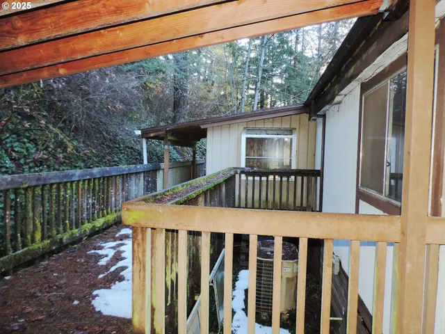 $214,700 | 3335 Dee Highway, Hood River, OR 97031