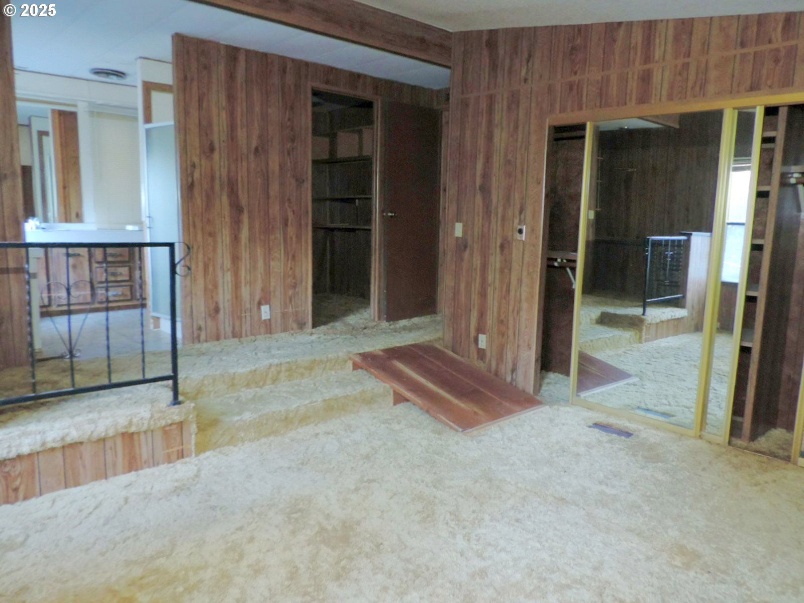 3335 Dee Highway Hood River, OR 97031 - Photo 15 of 30 Bedroom, Primary