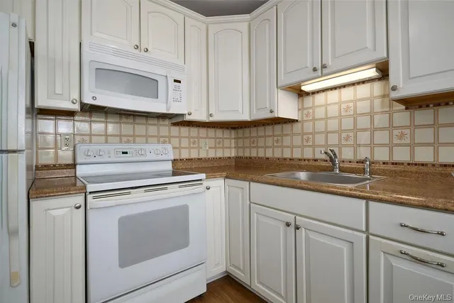 $329,000 | 5 Forge Gate Drive, Unit C2, Cold Spring, NY 10516