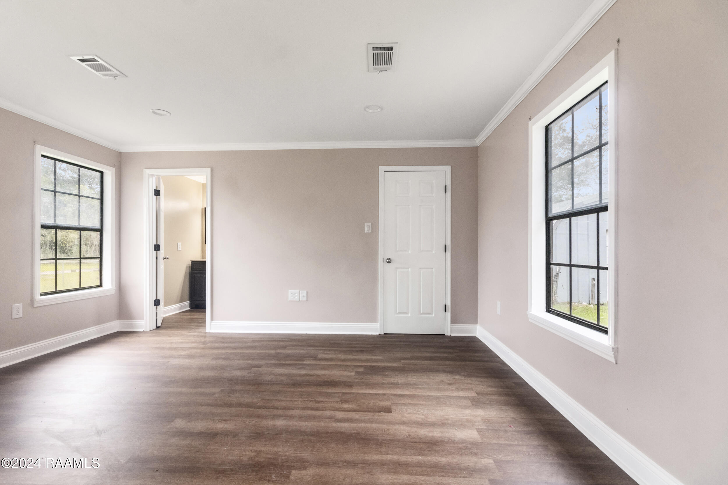 8503 Weeks Island Road New Iberia, LA 70560 - Photo 14 of 20 13_img_8924