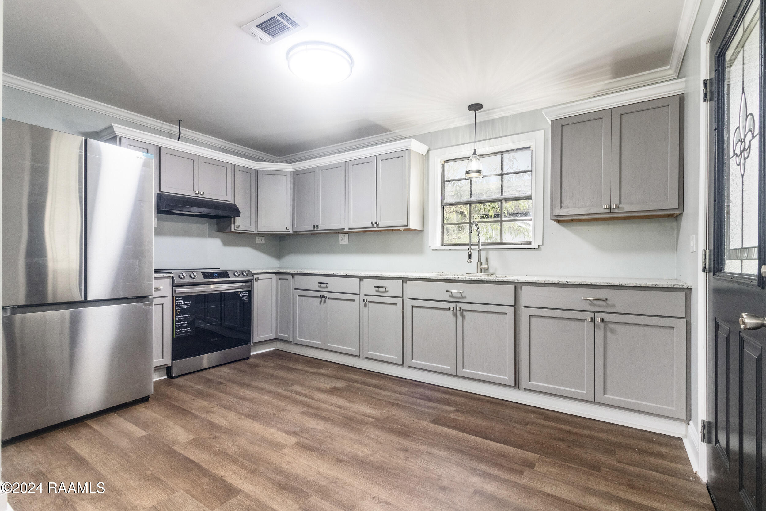 8503 Weeks Island Road New Iberia, LA 70560 - Photo 4 of 20 4_img_8897