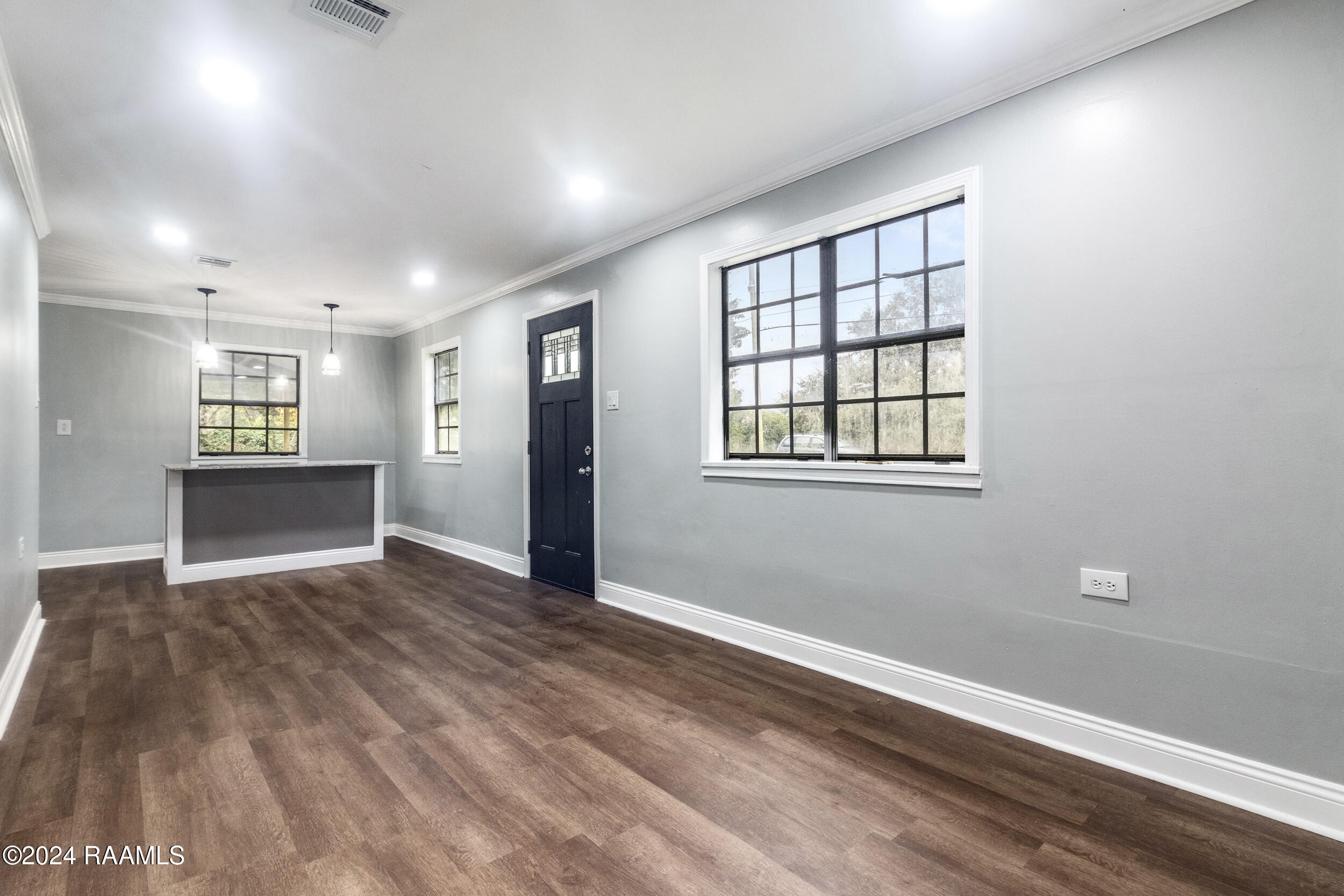 8503 Weeks Island Road New Iberia, LA 70560 - Photo 7 of 20 10_img_8915