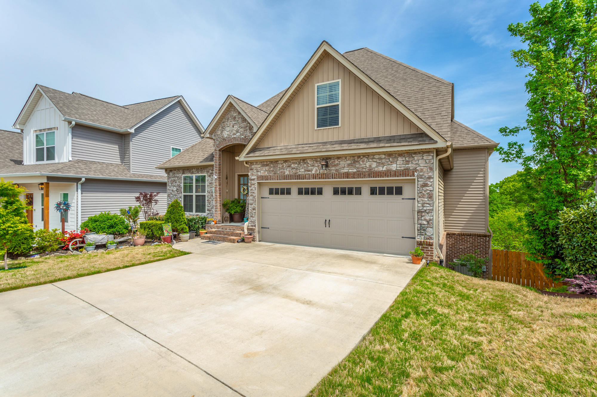 6740 Kenton Ridge Circle Chattanooga, TN 37421 - Photo 5 of 40 6740 Kenton Ridge Cir. HD-3
