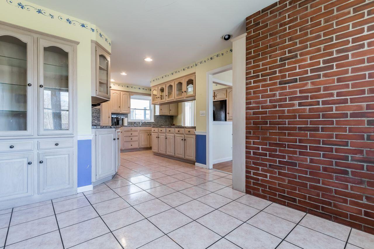 24 Brookside Road Portland, ME 04103 - Photo 16 of 50 20220411JR-71018