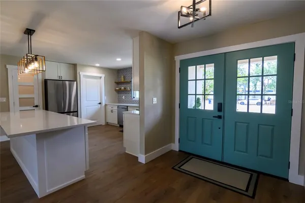 $2,700 | 8808 44th Ave Drive West, Bradenton, FL 34210