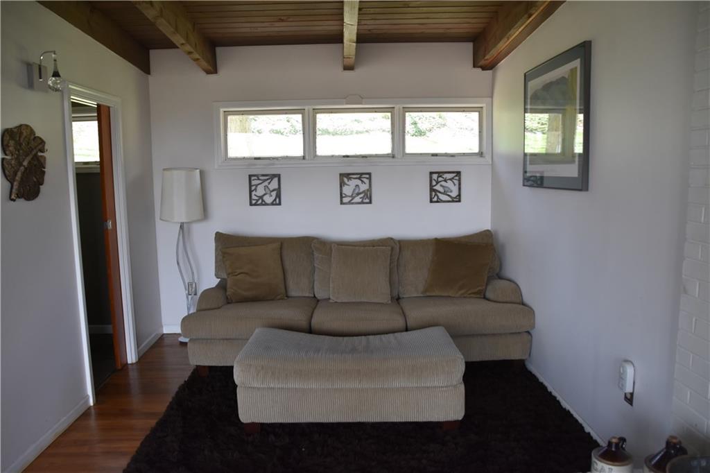 420 Highview Road Wexford, PA 15090 - Photo 11 of 25 Family room or Den space off the Living Room