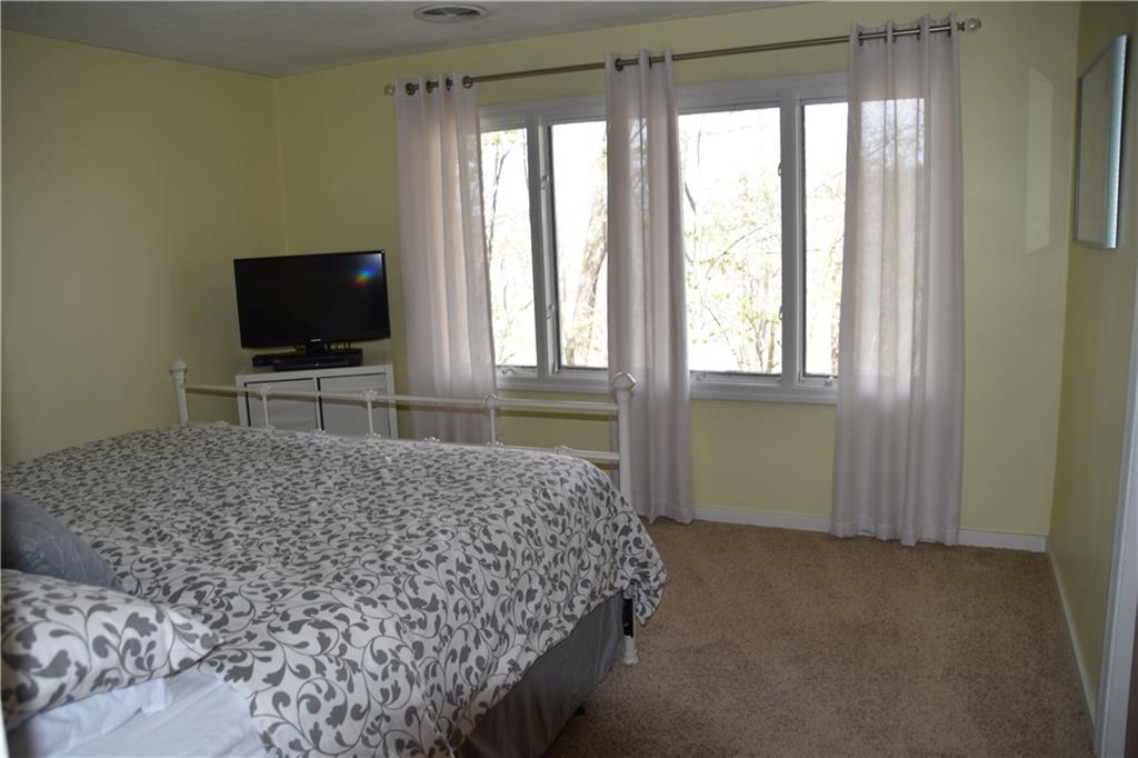 420 Highview Road Wexford, PA 15090 - Photo 16 of 25 Master Bedroom looks out to rear woods - Very private!