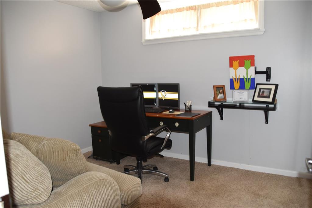 420 Highview Road Wexford, PA 15090 - Photo 17 of 25 Bedroom 3