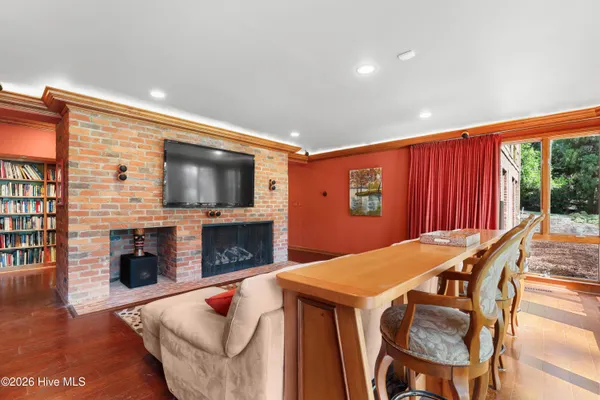 $1,565,000 | 90 El Dorado Street, Pinehurst, NC 28374