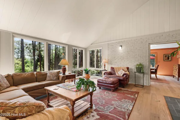 $1,565,000 | 90 El Dorado Street, Pinehurst, NC 28374