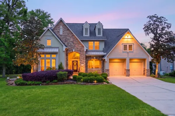 $590,000 | 4817 West Fork Boulevard, Conroe, TX 77304