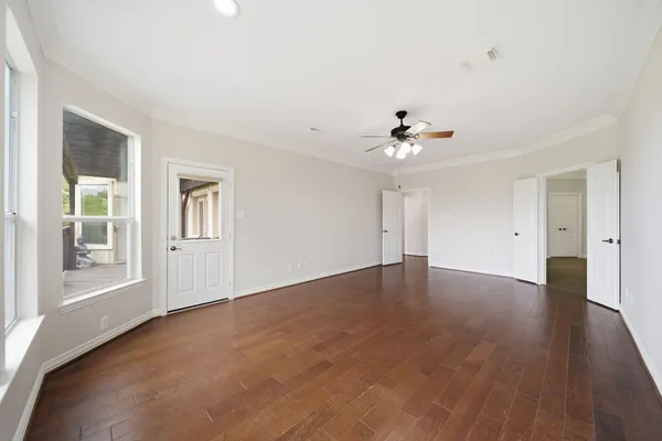 $590,000 | 4817 West Fork Boulevard, Conroe, TX 77304