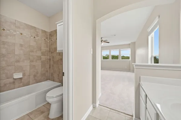 $590,000 | 4817 West Fork Boulevard, Conroe, TX 77304