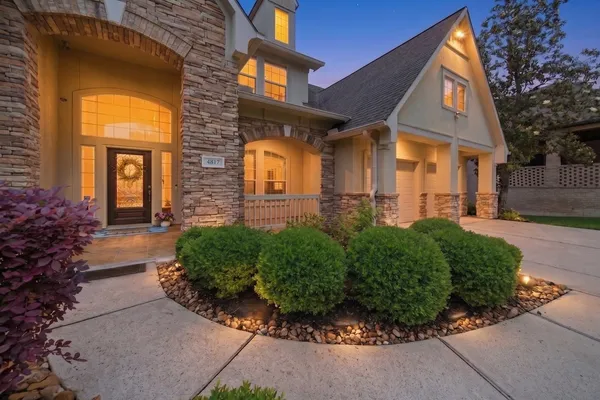 $590,000 | 4817 West Fork Boulevard, Conroe, TX 77304