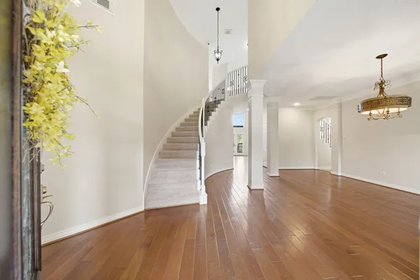 $590,000 | 4817 West Fork Boulevard, Conroe, TX 77304