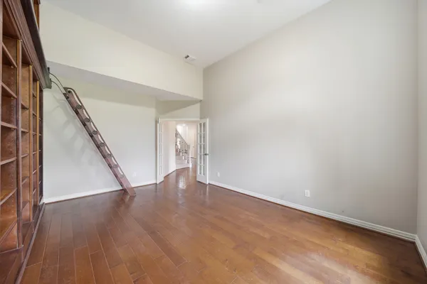 $590,000 | 4817 West Fork Boulevard, Conroe, TX 77304