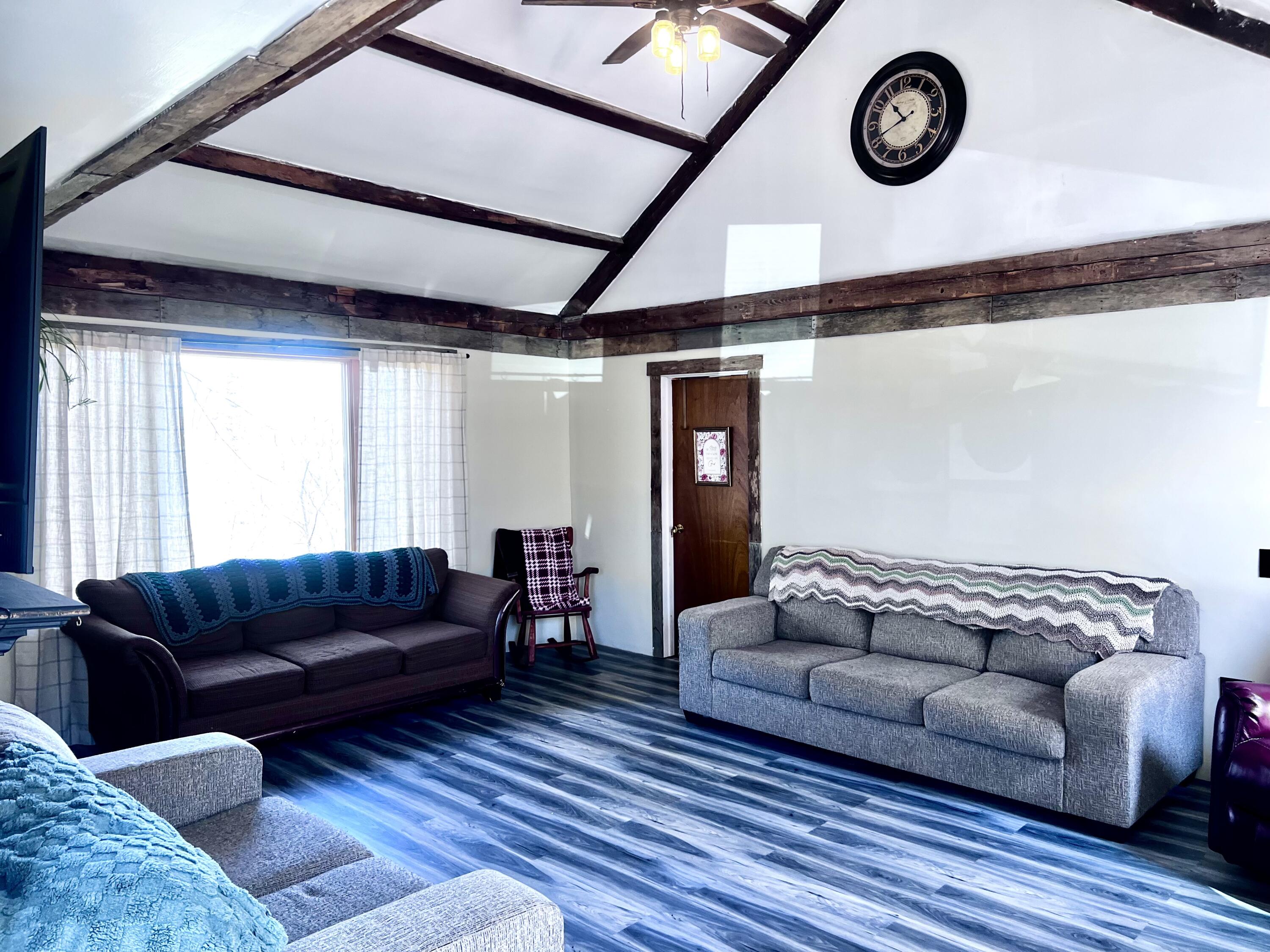 28 Vienna Road Chesterville, ME 04938 - Photo 17 of 38 Livingroom