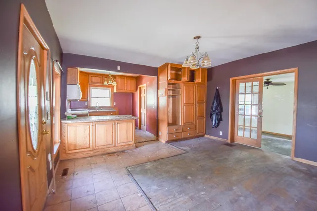 $104,000 | 115 North Michigan Street, Montgomery, MI 49255