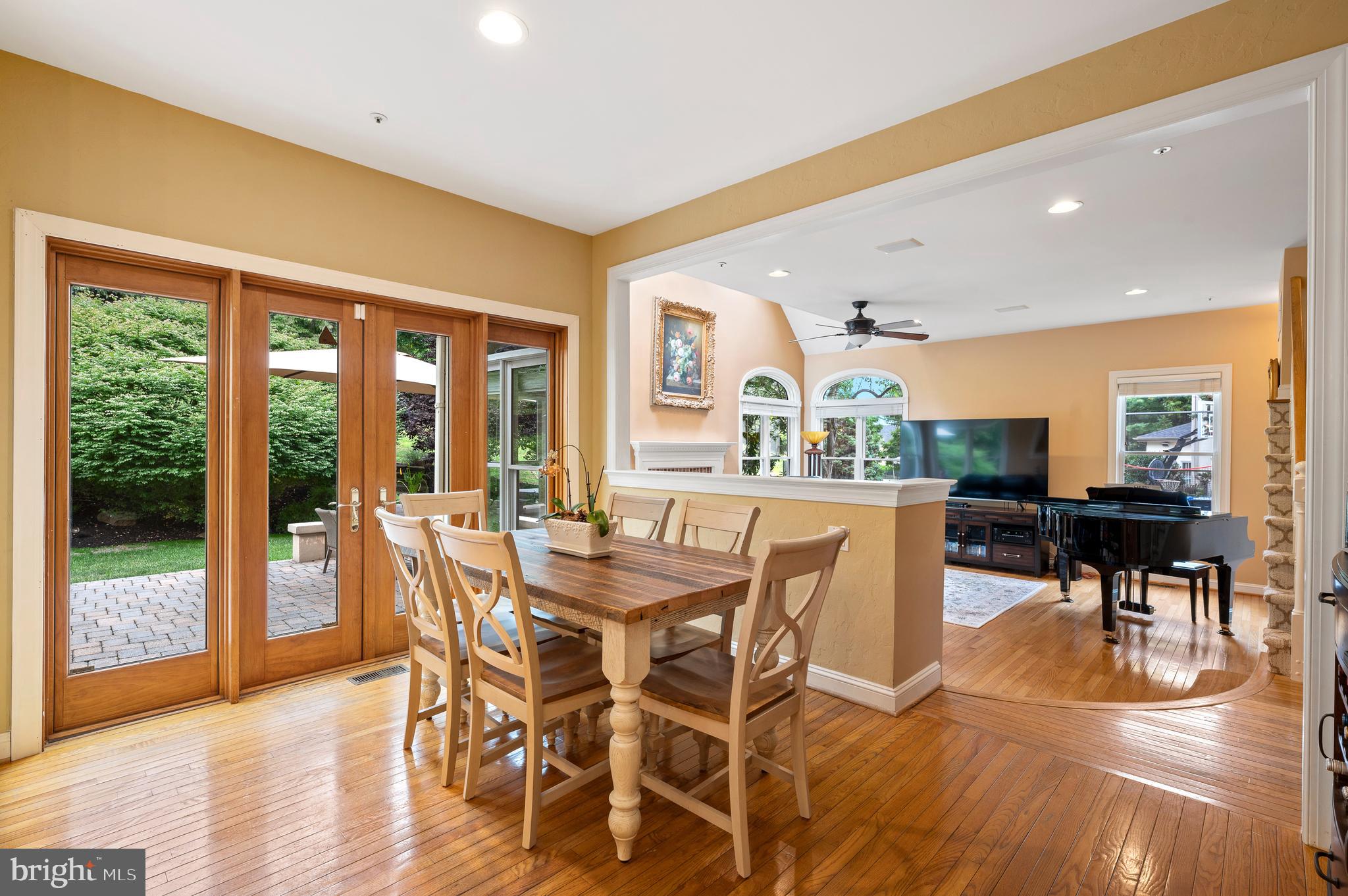 1236 Gulph Creek Drive Wayne, PA 19087 - Photo 15 of 61 Breakfast Area Open to Great Room