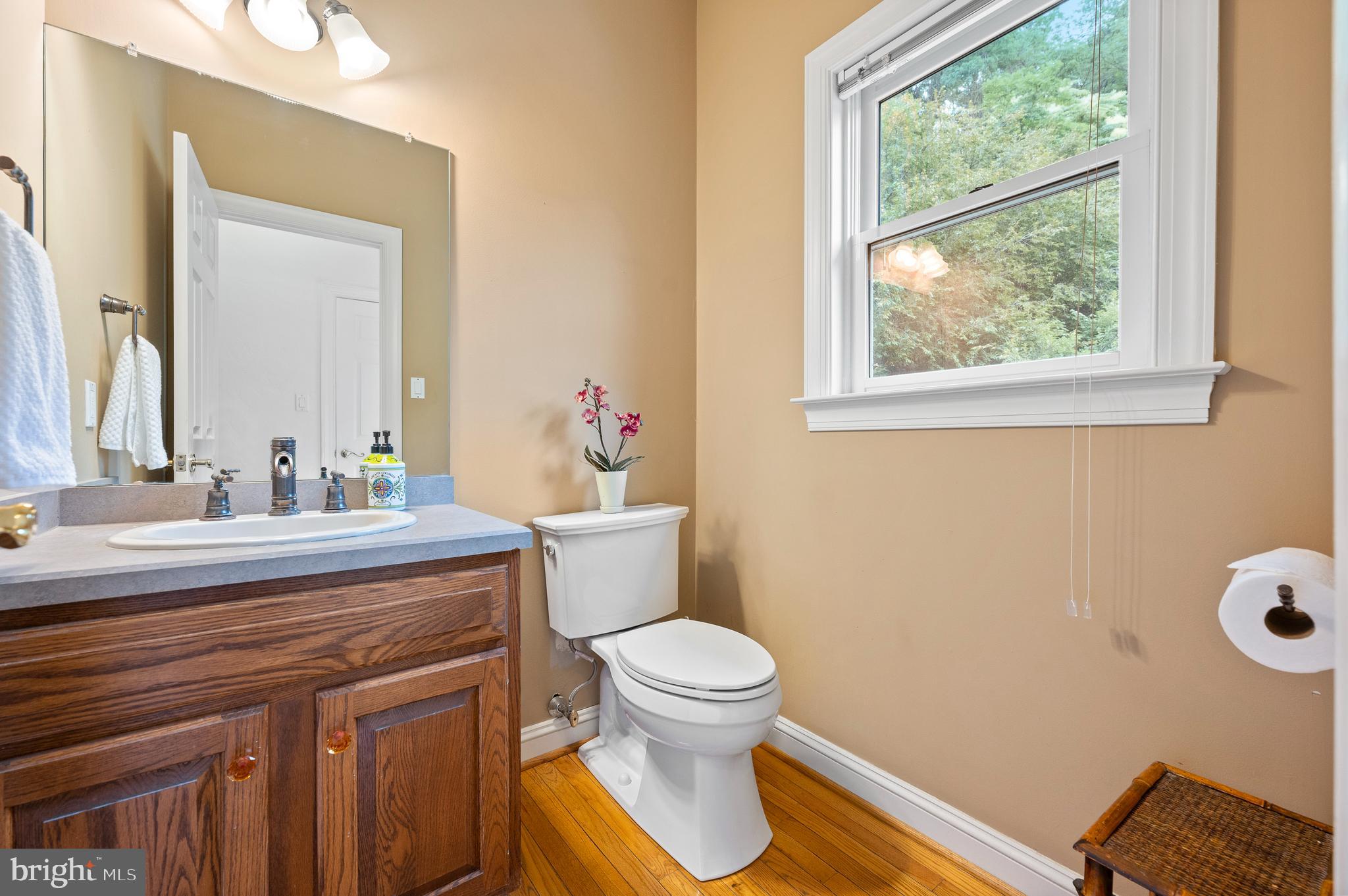 1236 Gulph Creek Drive Wayne, PA 19087 - Photo 22 of 61 2nd Powder Room