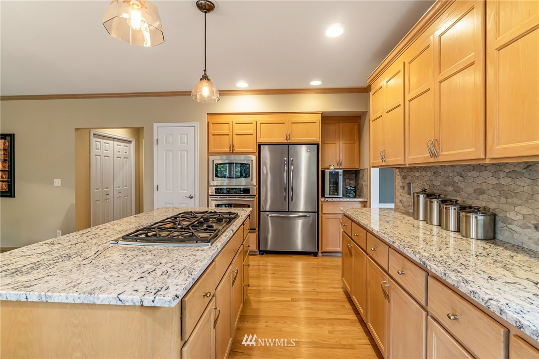 3001 215th Street Southeast Bothell, WA 98021 - Photo 14 of 36