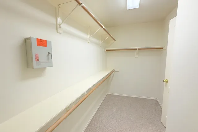 $470,000 | 3911 Clarestone Drive, Pearland, TX 77584