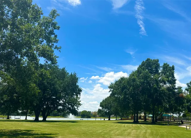 $470,000 | 3911 Clarestone Drive, Pearland, TX 77584