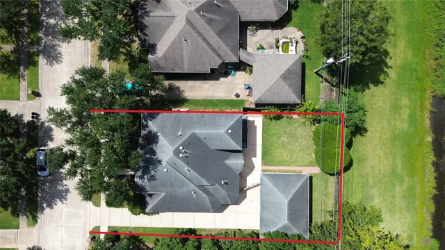 $470,000 | 3911 Clarestone Drive, Pearland, TX 77584