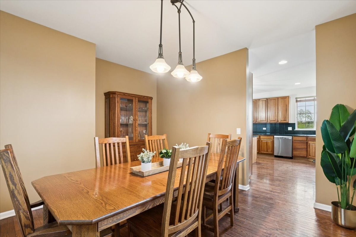 1816 Prairie Ridge Circle Lindenhurst, IL 60046 - Photo 19 of 43