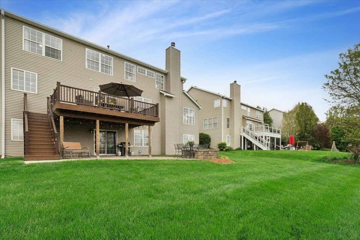 1816 Prairie Ridge Circle Lindenhurst, IL 60046 - Photo 39 of 43