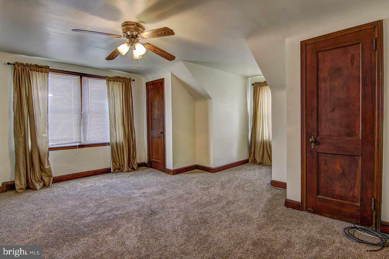 2279 Sunset Lane York, PA 17408 - Photo 17 of 30