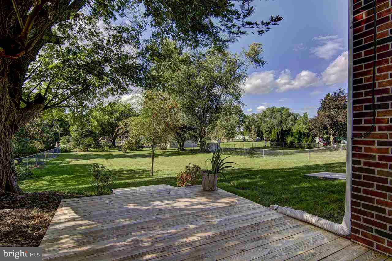 2279 Sunset Lane York, PA 17408 - Photo 27 of 30