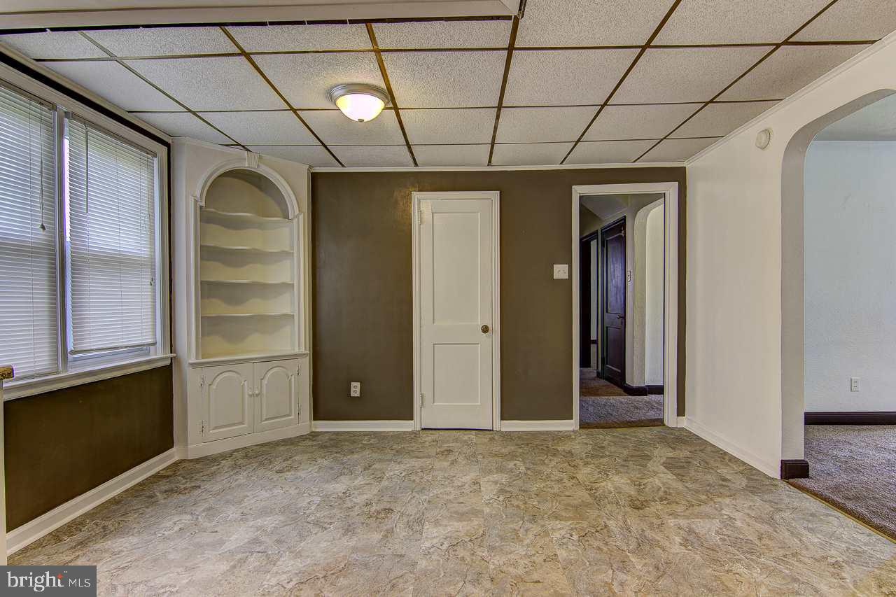 2279 Sunset Lane York, PA 17408 - Photo 8 of 30