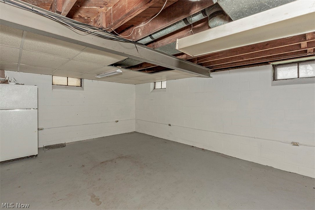 1632 Sunview Road Cleveland, OH 44124 - Photo 31 of 31 Gallery Image 31
