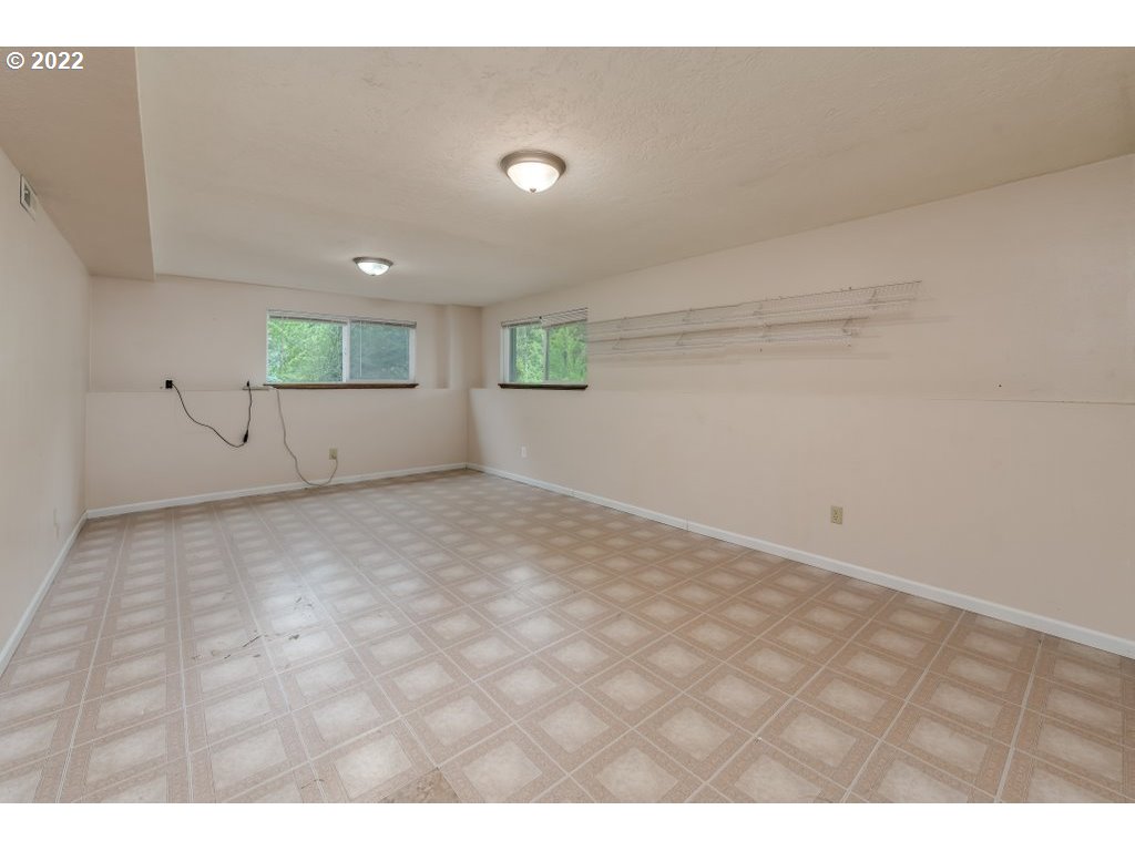 19450 Northeast Deach Road Yamhill, OR 97148 - Photo 24 of 32 Gallery Image 24