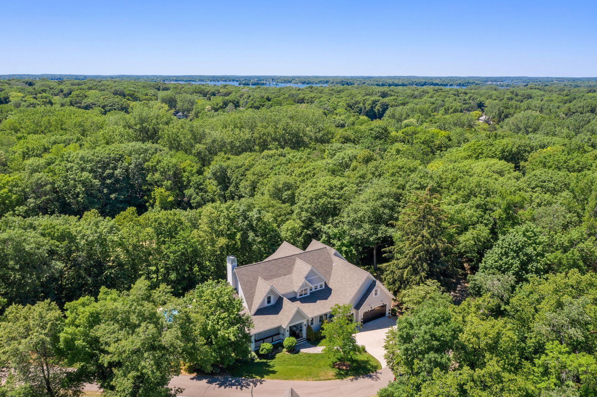 20045 Manor Road Deephaven, MN 55331 - Photo 2 of 44