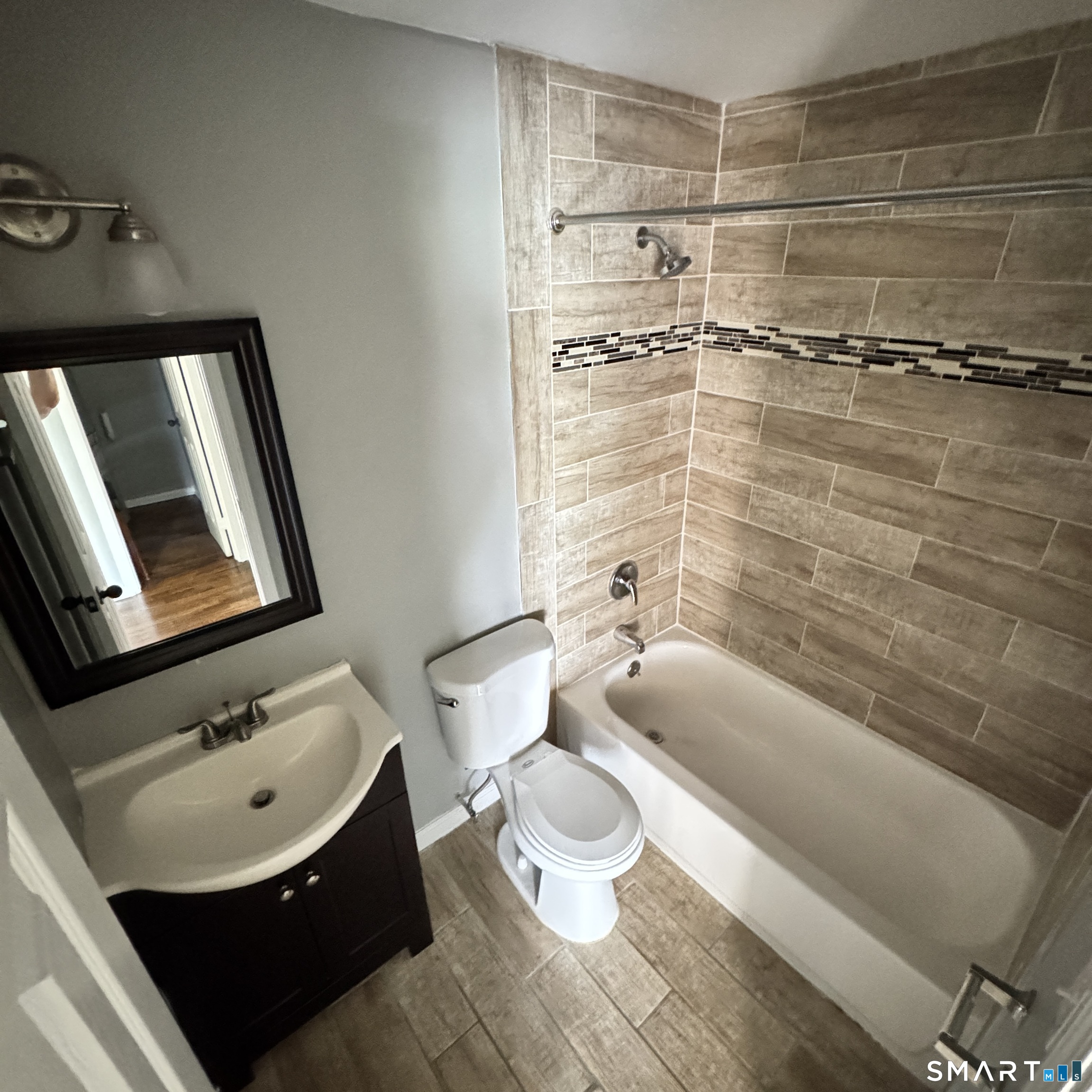 32 Old Foxon Road, Unit 34 East Haven, CT 06513 - Photo 2 of 4 Gallery Image 2