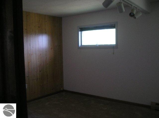 3764 Crofton Road South Boardman, MI 49680 - Photo 7 of 10 1695868-6.JPG