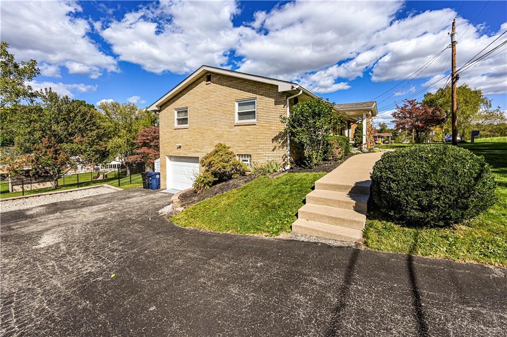 19 Berlin Road Jeannette, PA 15644 - Photo 6 of 49 Gallery Image 6