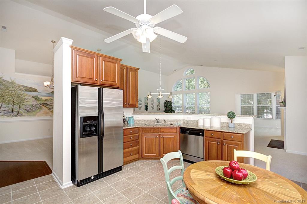 385 Garnet Court Fort Mill, SC 29708 - Photo 6 of 24