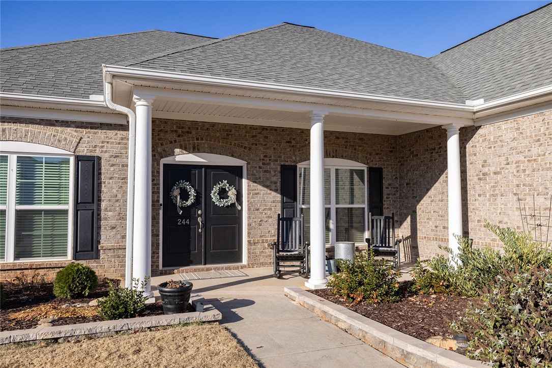 244 Crestgate Way Easley, SC 29642 - Photo 4 of 29