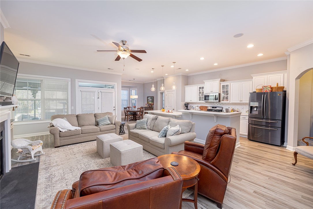 244 Crestgate Way Easley, SC 29642 - Photo 7 of 29