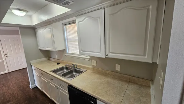 $1,750 | 5118 Mauritz Drive, Houston, TX 77032