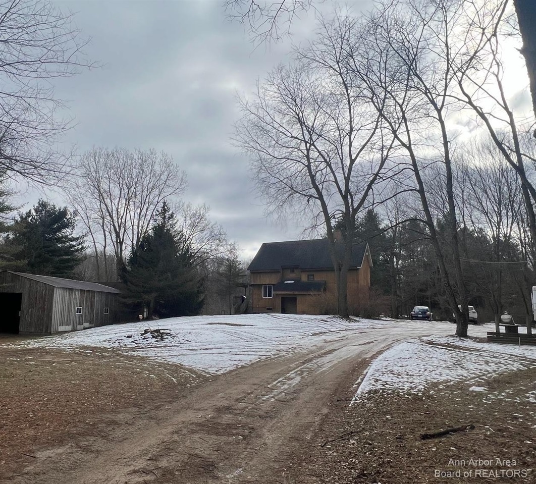 8225 Grossman Road Manchester, MI 48158 - Photo 4 of 41